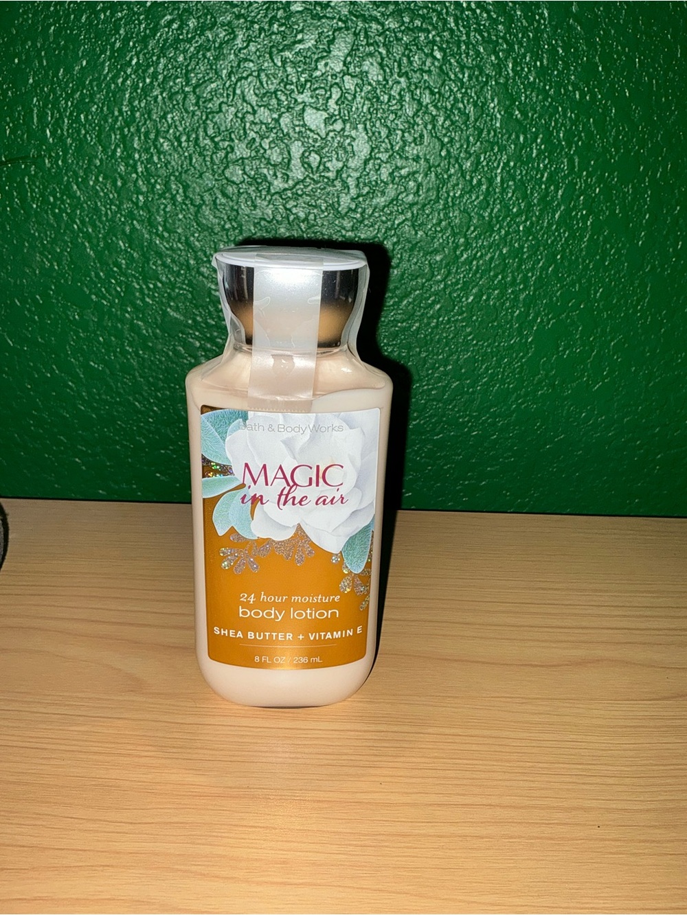 Bath & Body Works Magic in the Air Body Lotion - White & Orange Label